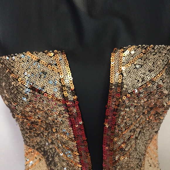 Bebe sequin dress. Low front plunge with a mesh back. - Picture 4 of 10